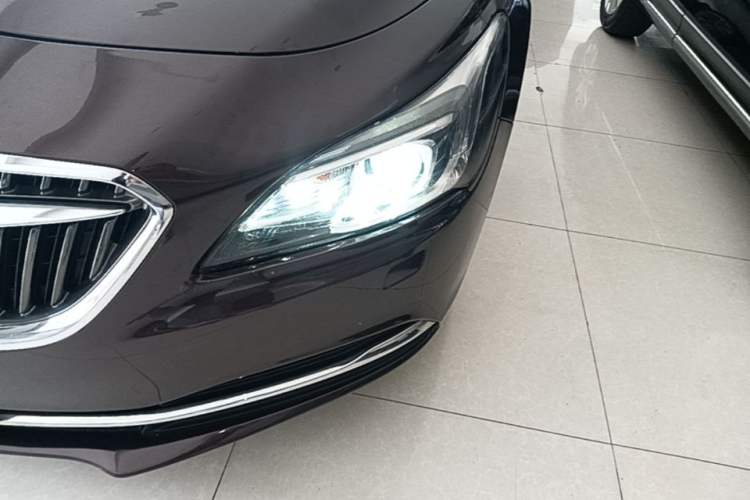 Used Buick LaCrosse 2016 28T Elite Model