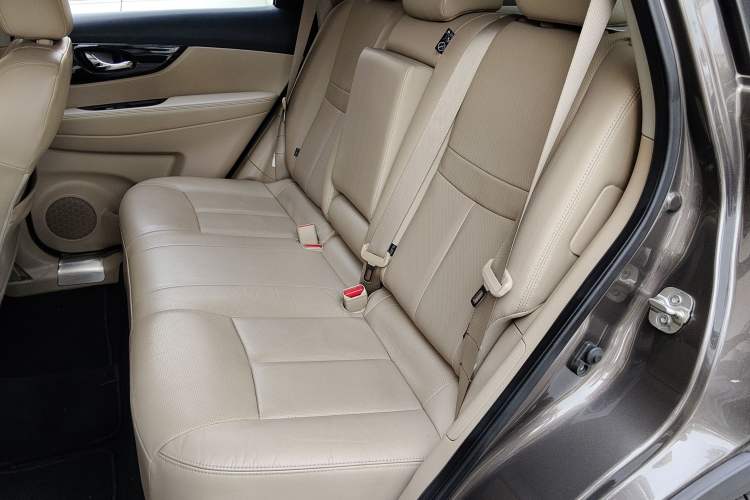 Used Nissan X-Trail 2019 2.0L CVT Smart Connect Comfort Edition 2WD Left Rear Seat