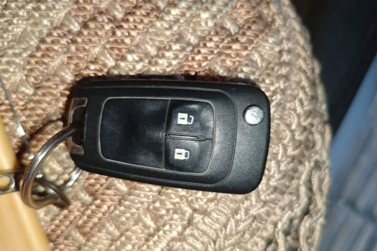 Used Buick Encore 2015 1.4T Automatic Two-Wheel Drive Urban Elite Version