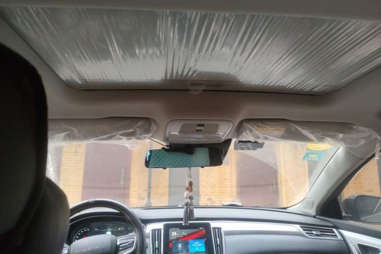 Used Roewe i6 MAX 2020 300TGI Automatic "Swell Cool Smart Drive" Edition Headliner