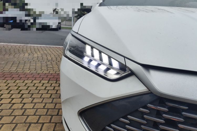 Used BYD Qin PLUS 2021 DM-i 55KM Flagship Model Right Front Headlight