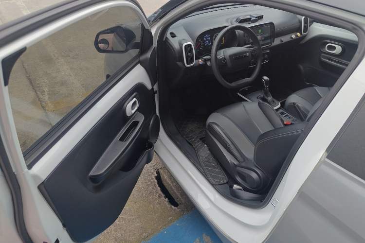 Used Roewe Clever 2022 311km QiQi BoBo Edition
