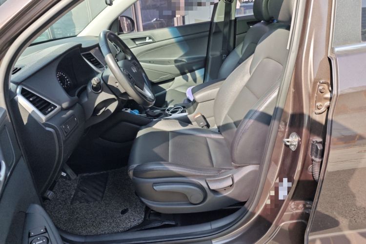 Used Hyundai Tucson 2015 1.6T Dual-Clutch Two-Wheel-Drive Smart Model
