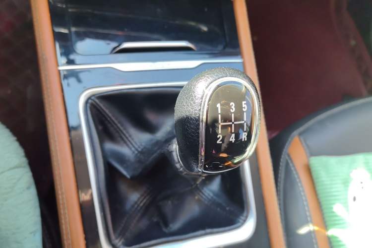 Used Zotye T300 2017 1.5L Manual Luxury Model
