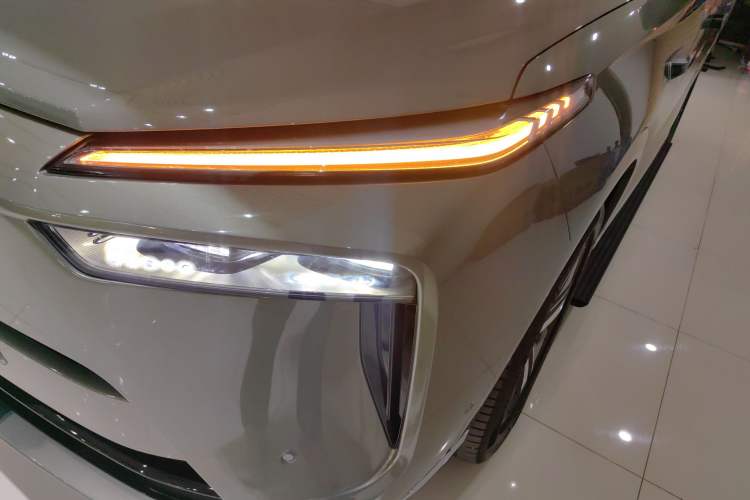 Used Wey Lanshan 2025 Four-Wheel Drive Ultra