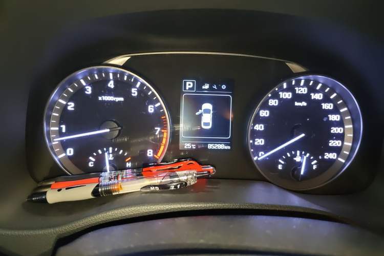 Used Hyundai Elantra (6th Generation / Lingdong) 2016 1.6L Automatic ZhiXuan – Elite Version Instrument Cluster