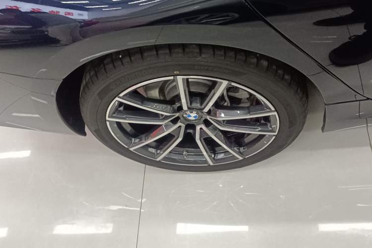 Used BMW 3 Series 2025 325Li M Sport Package Right Rear Wheel Hub