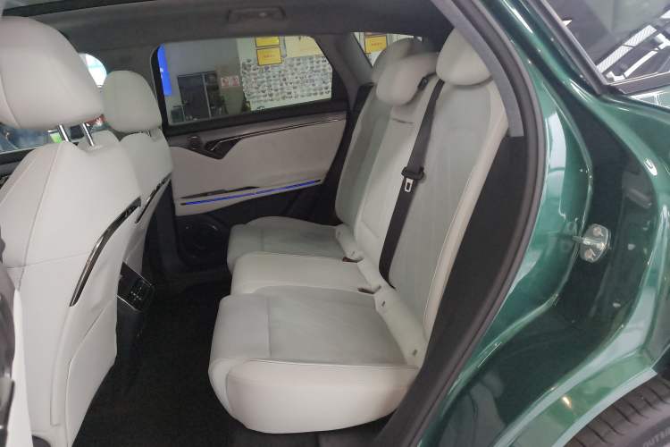 Used VOYAH FREE 2025 318 318 km Rear-Drive Touring Edition Left Rear Seat