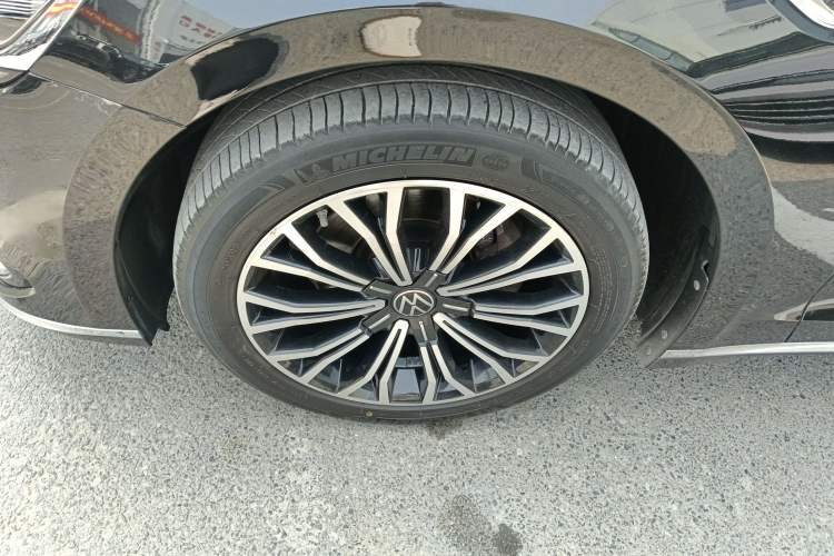 Used Volkswagen Phideon 2021 380TSI Luxury Edition