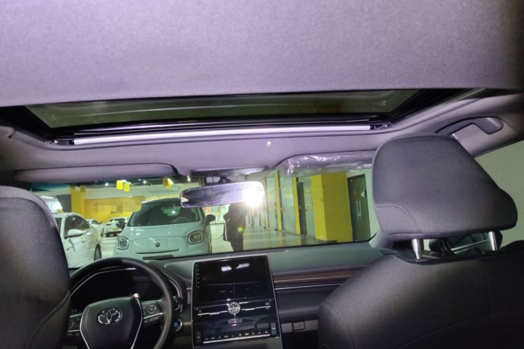 Used Toyota Avalon 2019 2.0L Ambition Edition China VI