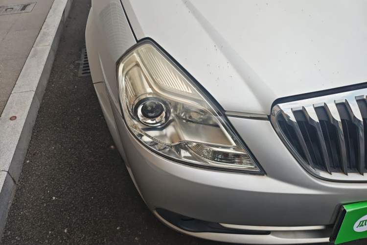 Used Buick Excelle 2013 1.5L Automatic Luxury Model Right Front Headlight