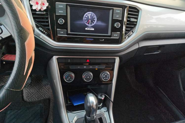 Used Volkswagen T-ROC 2020 280TSI DSG Two-Wheel-Drive Elite Version
