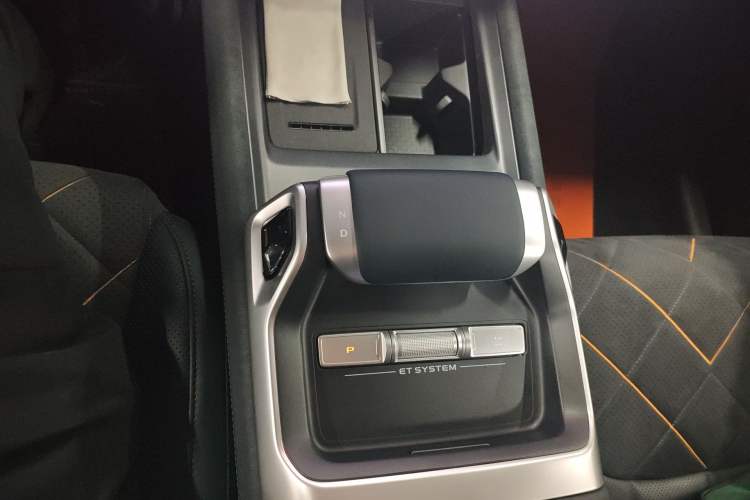 Used Deepal G318 2025 Worry-Free Cross-Country Edition Four-Wheel Drive Distant Mountains Version