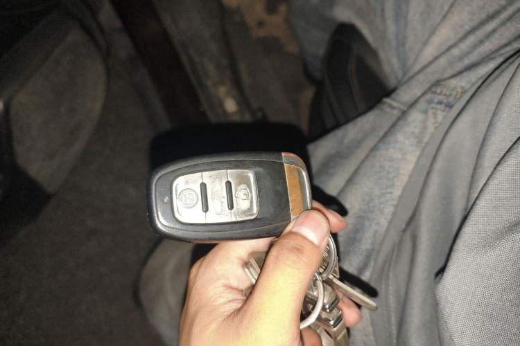 Used Luxgen U6 SUV 2014 2.0T ZhiZun Model
