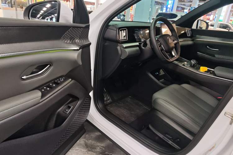 Used BYD Song Pro New Energy 2025 Second-Generation Intelligent Driving Version DM-i 115KM Superior Trim Driver Seat