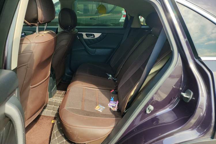 Used Infiniti QX70 2013 3.7L Standard Edition