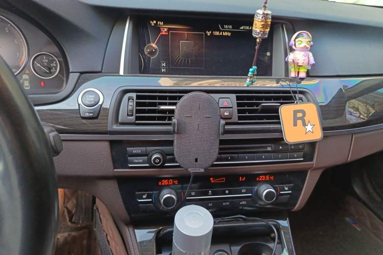 Used BMW 5 Series 2014 525Li Luxury Design Package