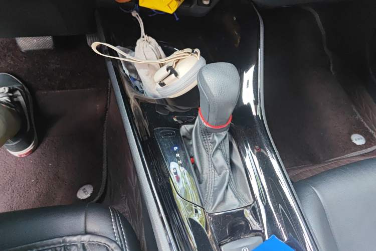 Used Toyota IZOA 2020 2.0L Enjoy Edition