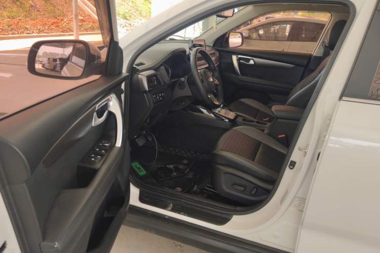 Used Kia Sportage R 2018 2.0L Automatic Smart Luxury Version China V Standard
