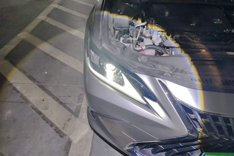 Used Lexus ES 2022 300h Excellence Edition
