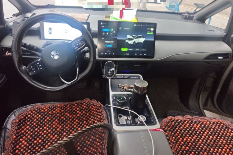 Used Hycan Z03 2022 510 km Range Trendy Cool Version 160 kW 61.13 kWh
