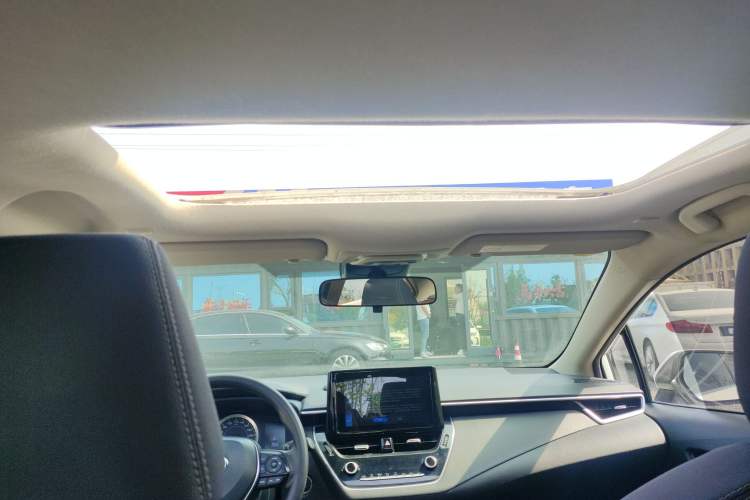 Used Toyota Allion 2022 2.0L Elite Edition Headliner