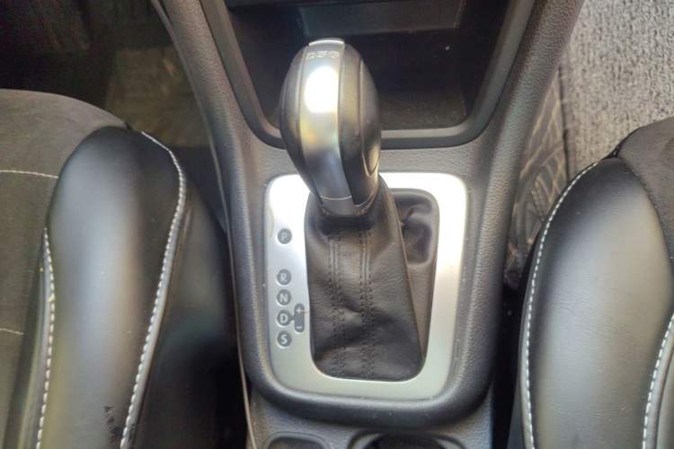 Used Volkswagen Sharan 2018 380TSI Comfort Edition 7-Seater Gear Lever