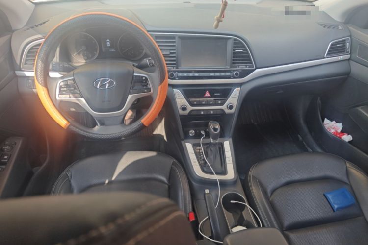 Used Hyundai Elantra (6th Generation / Lingdong) 2016 1.6L Automatic ZhiXuan – Elite Version Center Console