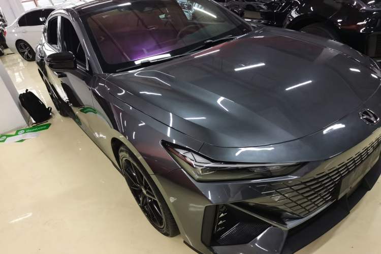 Used CHANGAN UNI-V 2023 1.5T Prestige Model