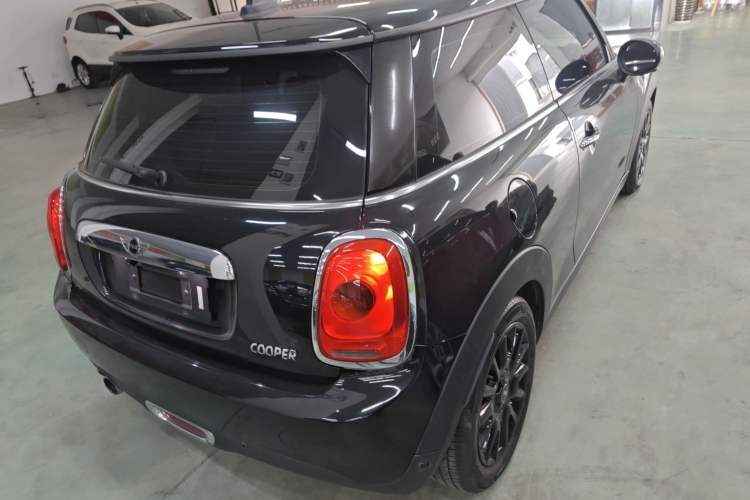 Used MINI MINI 2016 1.5T COOPER
