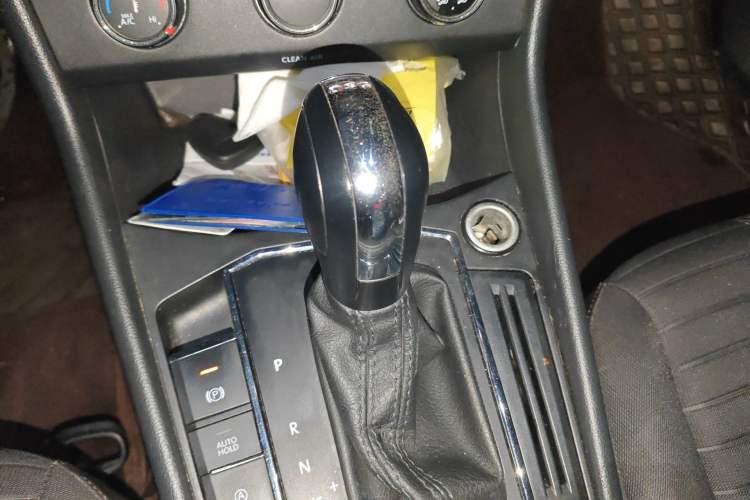 Used Volkswagen Lavida 2019 280TSI DSG Comfort Edition China VI standard Gear Lever