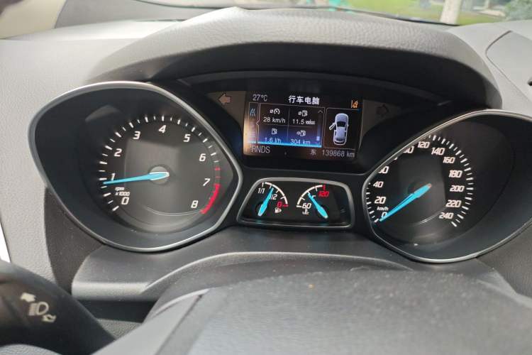 Used Ford Kuga 2013 2.0L GTDi Four-Wheel-Drive Sport Model
