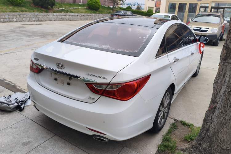 Used Hyundai Sonata 2014 2.4L Automatic Leading Edition China V Standard Rear Right 45 Deg