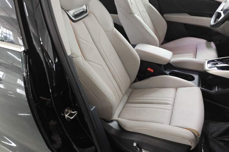 Used Audi Q5 e-tron 2023 40 e-tron Starry Edition Mecha Kit
