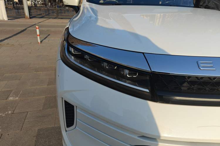 Used EXEED Zhuifeng 2019 1.6T DCT Star Prestige Edition Right Front Headlight