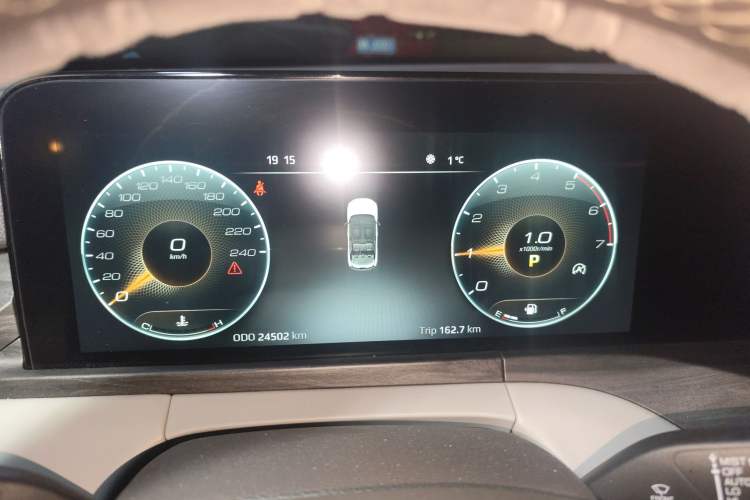 Used Ford Equator 2023 EcoBoost 225 Premier 7-Seater (2/3/2) Instrument Cluster