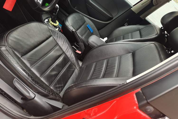 Used Volkswagen Polo 2011 1.6L Automatic ZhiKu Edition Left Front Seat