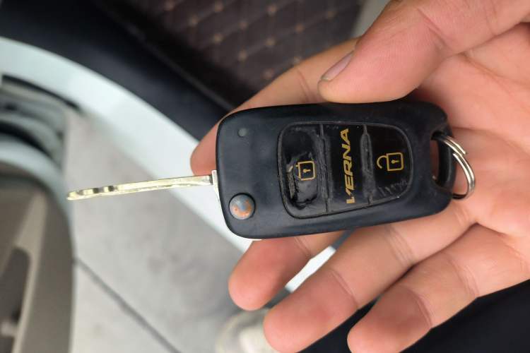 Used Hyundai Verna (older generation) 2016 1.4L Manual Smart GLS Trim