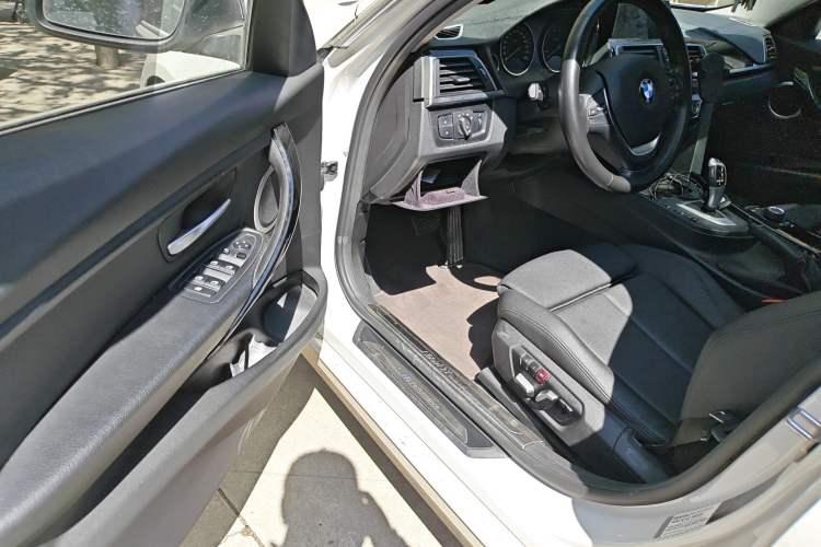 Used BMW 3 Series 2018 320Li Fashion Model Driver Seat