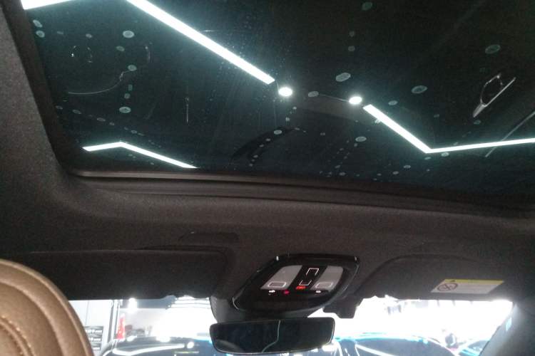 Used Volvo XC60 New Energy 2025 Plug-in Hybrid Long-Range All-Wheel Drive Smart & Luxurious Edition