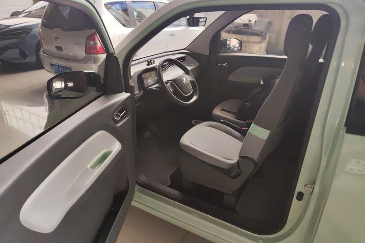 Used Wuling Hongguang MINIEV 2022 Macaron Premium Model – Lithium Iron Phosphate