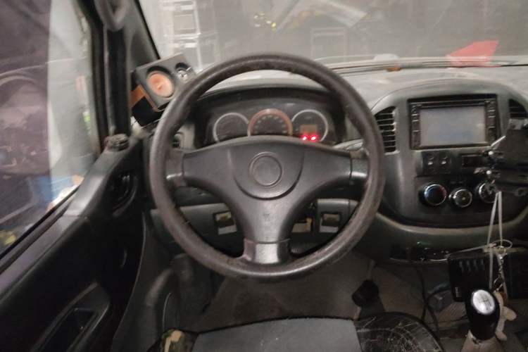 Used FORTHING Lingzhi 2012 Commercial Version 1.6L Special Offer Model