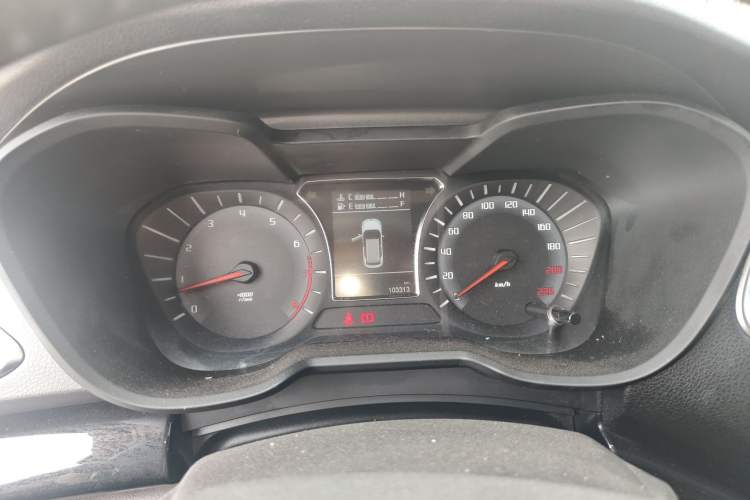 Used GAC Trumpchi GS4 2017 235T Manual Two-Wheel Drive Luxury Edition Instrument Cluster