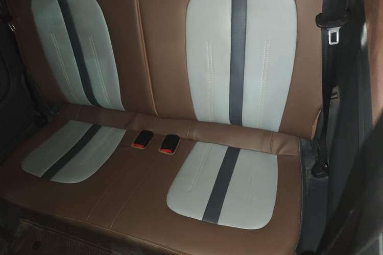 Used Wuling Hongguang MINIEV 2022 GAMEBOY 300km Enthusiast Model with Lithium Iron Phosphate
