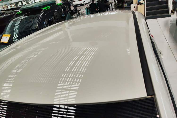 Used Wuling Bingo 2023 203km Light Edition Roof