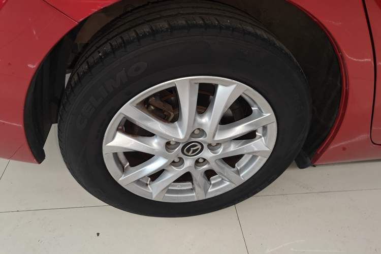 Used Mazda 3 Axela 2017 Sedan 1.5L Automatic Luxury Model Emission Standard China V