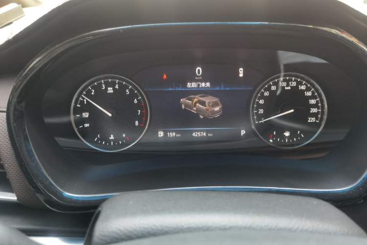 Used Buick GL8 2023 Land Executive Class Comfort Model