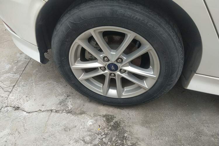 Used Ford Focus 2018 Hatchback Classic EcoBoost 180 Automatic Elite Model
