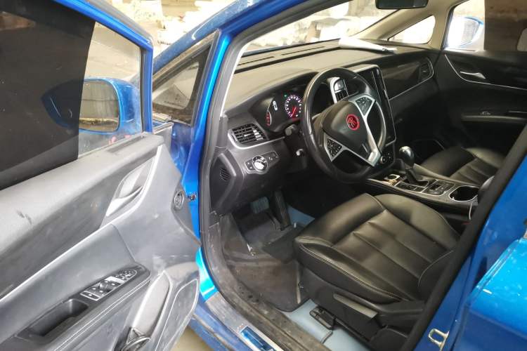 Used BYD Song MAX 2017 1.5T Automatic Smart Connect Elite 7-Seater
