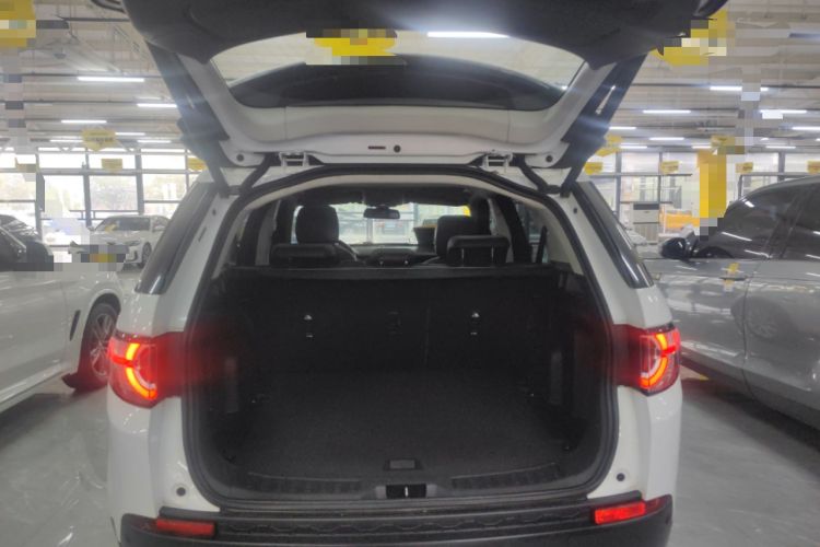 Used Land Rover Discovery Sport 2017 2.0T SE Trunk